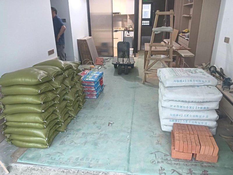 如何巧妙运用建西商行的金融工具，为企业财务管理插上飞翔的翅膀